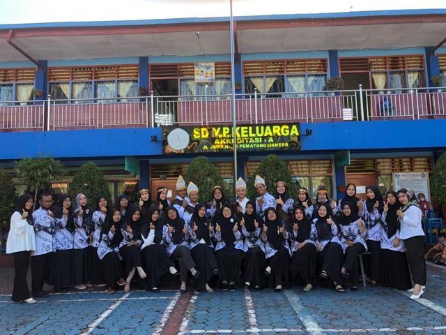 Foto 3 Hari Pendidikan Nasional Foto 3 Hari Pendidikan Nasional