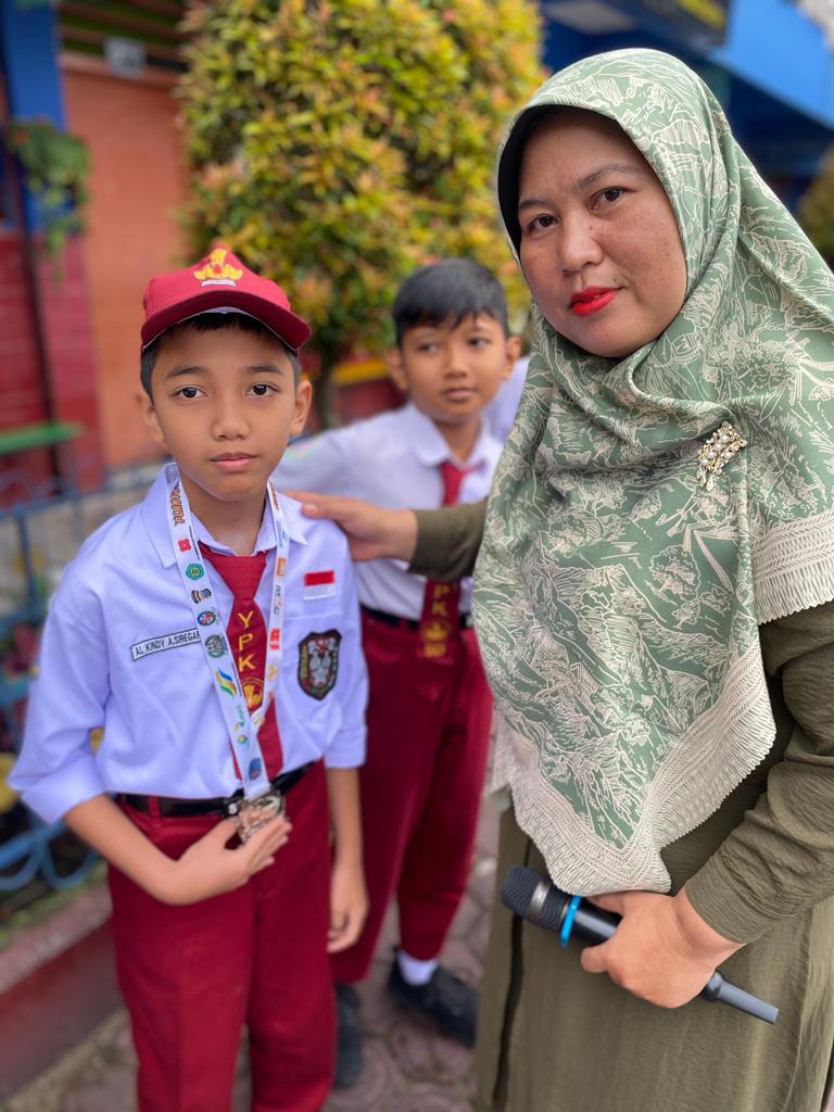 Foto 8 Penyerahan Medali Lomba Memanah