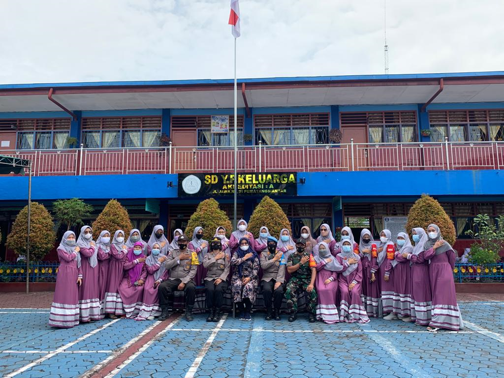 Vaksinasi Serentak SD YPK